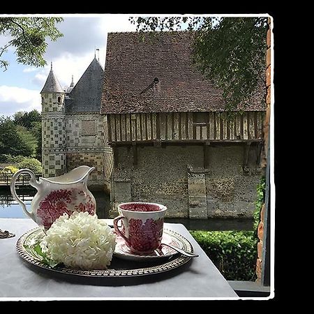 Manoir De Livet Acomodação com café da manhã Saint-Germain-de-Livet Exterior foto